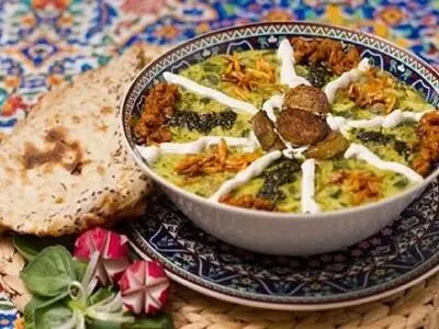 طرز تهیه آش جو خوشمزه با کشک