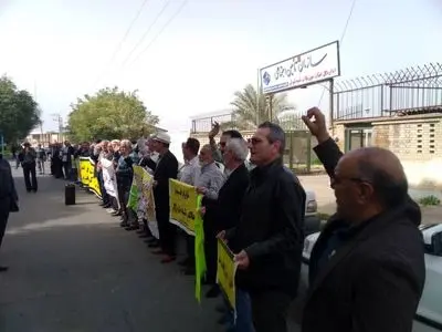 تجمع بازنشستگان کارگری در شوش و کرمانشاه/ مستمری‌ها را به اندازه خط فقر زیاد کنید