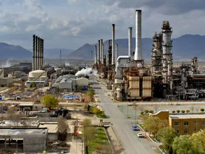 صرفهجویی ارزی 3 میلیون دلاری با راهاندازی سیستم آنالایزر در پالایشگاه شازند