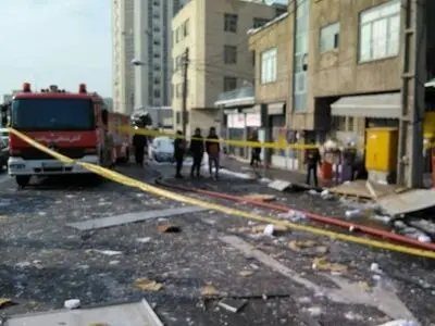 ۲ مصدوم بر اثر وقوع انفجار در یک رستوران در غرب تهران + فیلم
