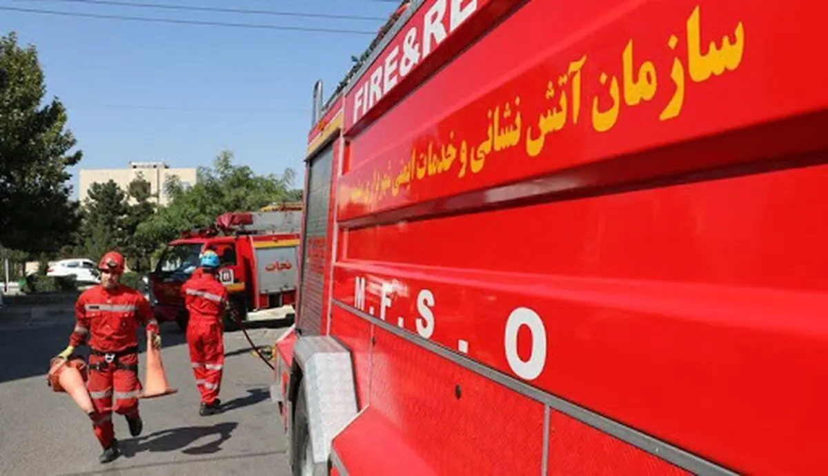 استقرار ماشین آلات آتش‌نشانی در کوه پارک و بلوار فرودگاه مشهد/ هرگونه اتراق در فضاهای سبز ممنوع است