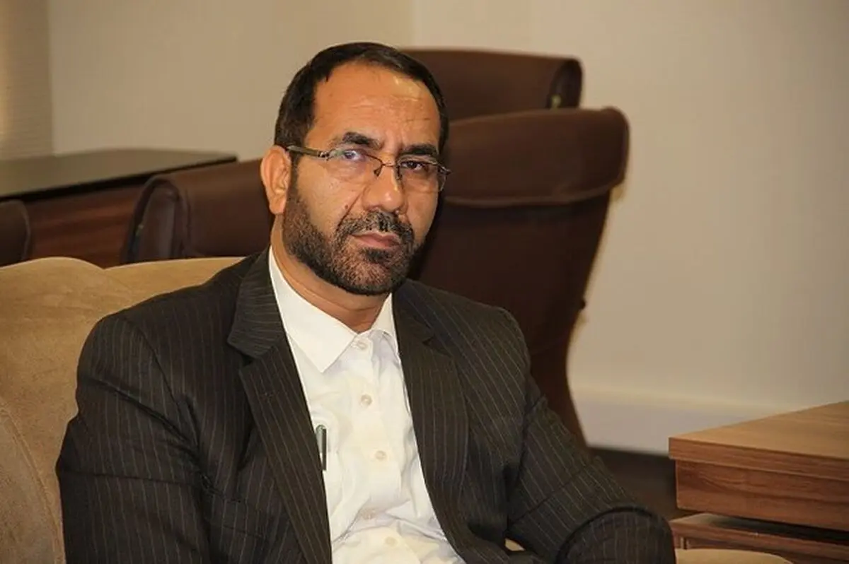 انتخاب سرپرست برای استانداری فارس/ تاکید وزارت کشور بر انتخابات استاندار غیربومی