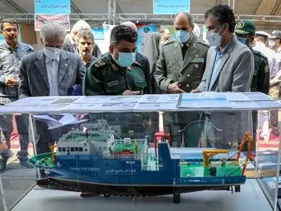 برگزاری نمایشگاه روز ملی خلیج فارس با حضور جانشین وزیر دفاع