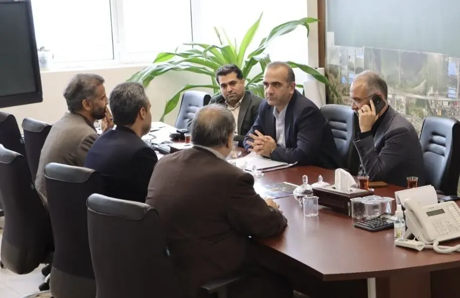 دیدار معاون شرکت فرودگاه‌های کشور با مدیرعامل سازمان منطقه آزاد انزلی