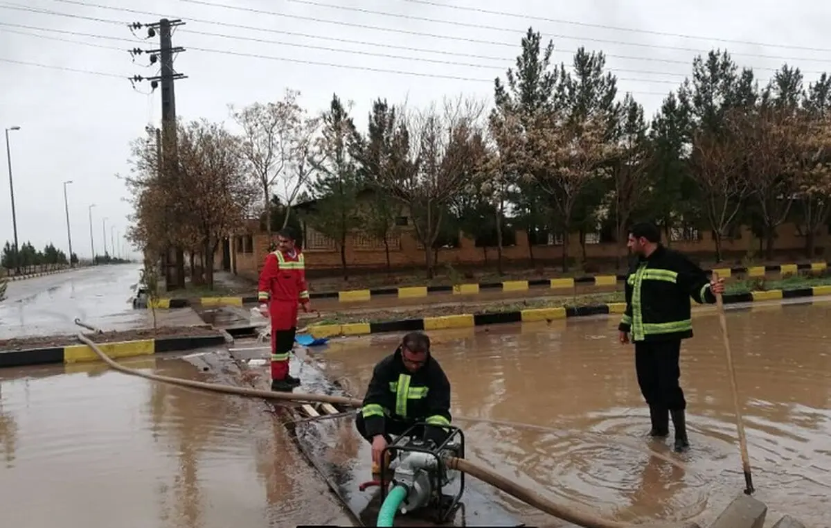شهرک صنعتی آراسنج دچار آبگرفتگی شد 