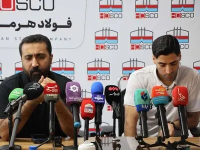 سرمربی تیم فوتسال فولاد هرمزگان: هدف فولاد هرمزگان ارتقای جایگاه فصل گذشته است +فیلم