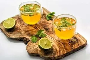 طرز تهیه شربت جلاب به سبک سنتی