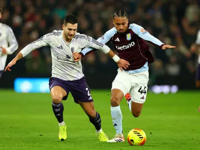 ویدیو: خلاصه بازی استون ویلا 2 - منچستریونایتد 1