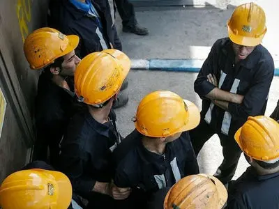 سال‌هاست با سرکوب حقوق و دستمزد تورم را بر گردن کارگران می‌اندازند / ضرورت افزایش پلکانی حقوق و دستمزد