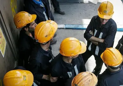 سال‌هاست با سرکوب حقوق و دستمزد تورم را بر گردن کارگران می‌اندازند / ضرورت افزایش پلکانی حقوق و دستمزد