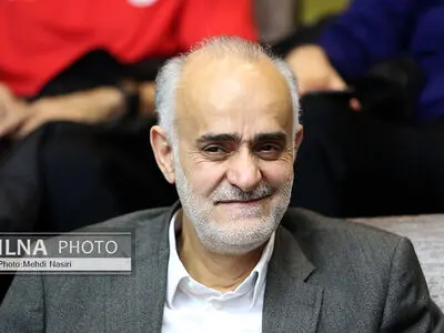 نبی سرپرست تیم ملی فوتبال ایران ماند