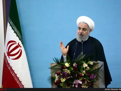۵ نفر از رهبران دنیا در سال ۹۷ واسطه دیدار با ترامپ شدند/ هم اهل مذاکره‌ایم و هم از میدان جنگ ترسی نداریم/اگر حمایت ایران نبود، بغداد و اربیل سقوط می‌کردند 