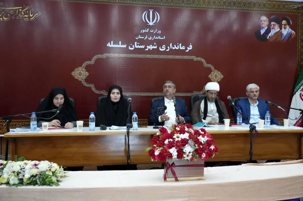 پروژه راهآهن لرستان با ۳۰ کارگاه فعال در حال پیشرفت است/نقش کلیدی این پروژه در توسعه اقتصادی استان و کشور