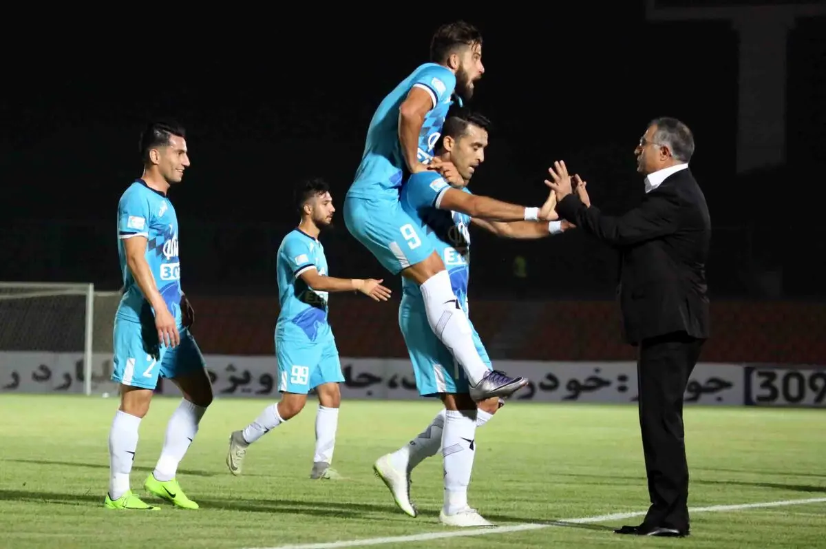 عملکرد درخشان پیکان با کاپیتانی بارانی
