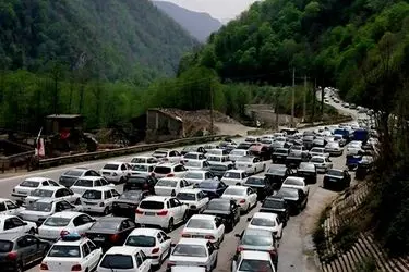 ترافیک پرحجم در جاده‌های کوهستانی مازندران / وضعیت جوی در تمامی محورها صاف است