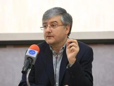 بودجه‌های کلان فرهنگی به ارگان‌هایی تعلق می‌گیرد که هیچ نقشی در پیشبرد فرهنگ ندارند