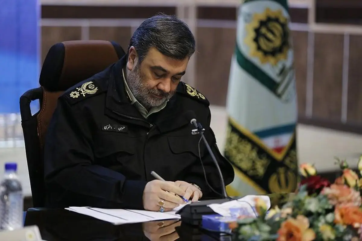 پیام تبریک فرمانده نیروی انتظامی به مناسبت هفته پژوهش