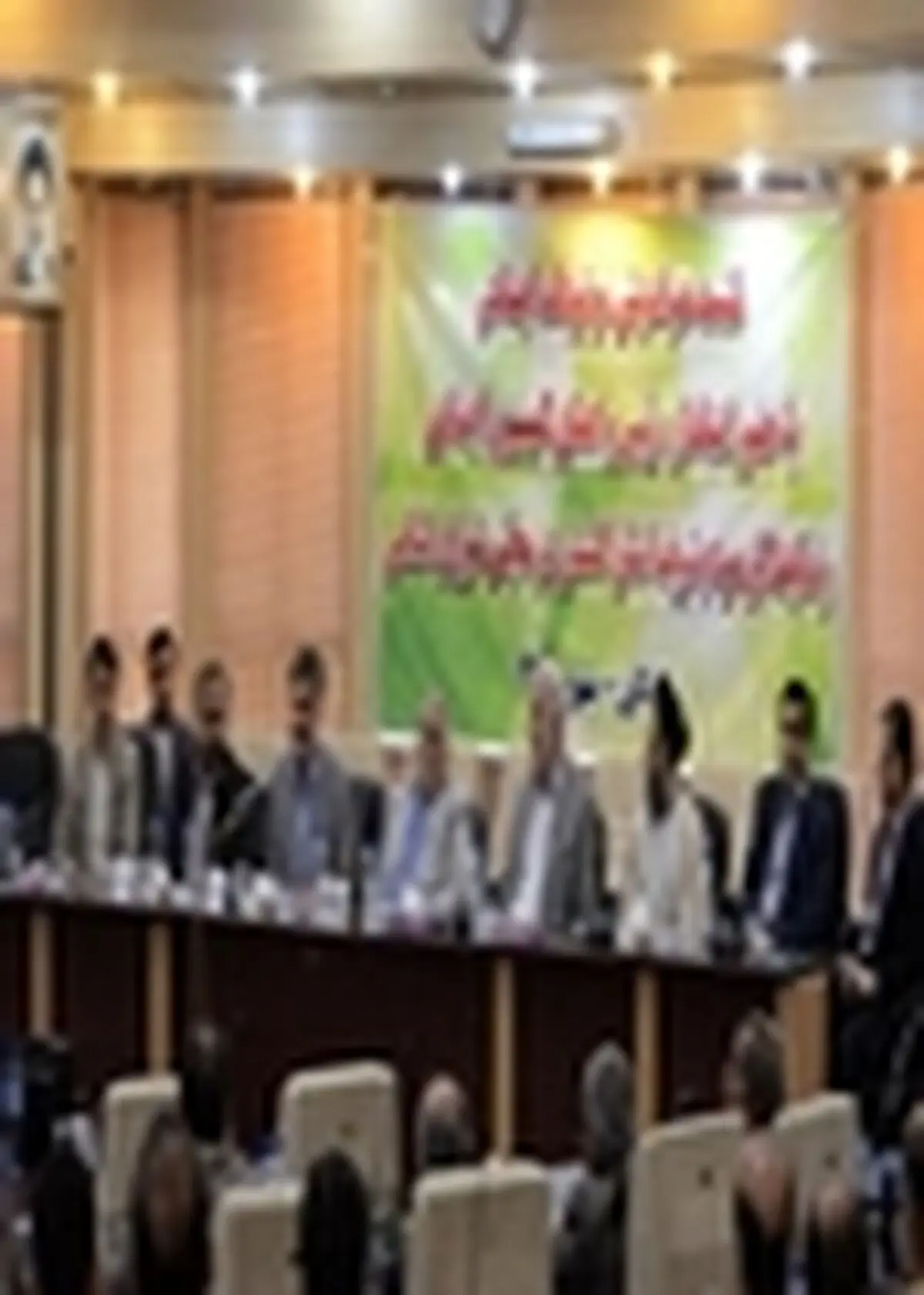 اگر نگاه دانشگاه‌ها ارتقاء نیابد، نظام آموزشی ما فقط بیکار تولید می‌کند