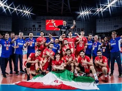 تقابل والیبال ایران و آمریکا در نیمه‌نهایی قهرمانی زیر ۲۱ سال جهان