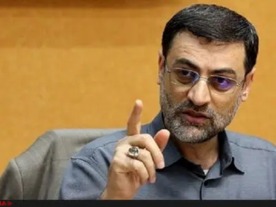 آموزش حضوری در مدارس باعث موج جدیدی از کرونا می‌شود/ تعداد نیروی انسانی مجرب برای رعایت پروتکل‌های بهداشتی کافی نیست