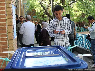 مردم مشخصات نامزدهای مورد نظرشان را  کامل و خوانا قید کنند