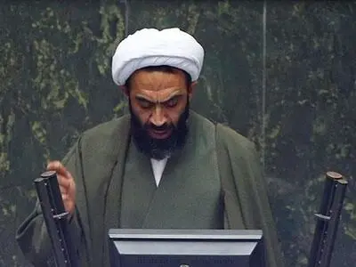 ضعف مدیریت در عرصه‌های اقتصادی کاملا مشهود است/ رهبری خود را سپر بلای رئیس‌جمهور کرد