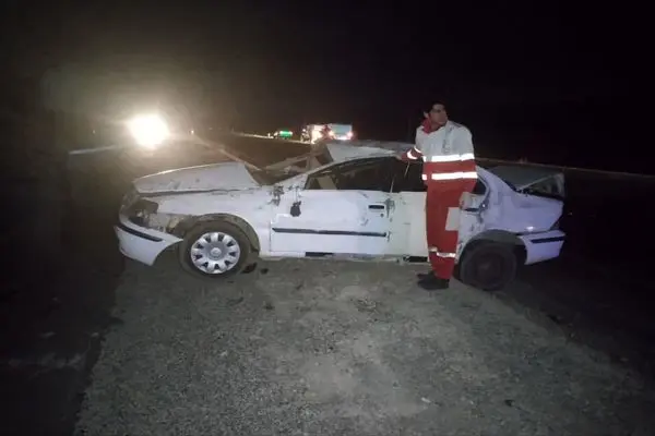 واژگونی  سمند در محور بروجن به لردگان یک فوتی برجای گذاشت