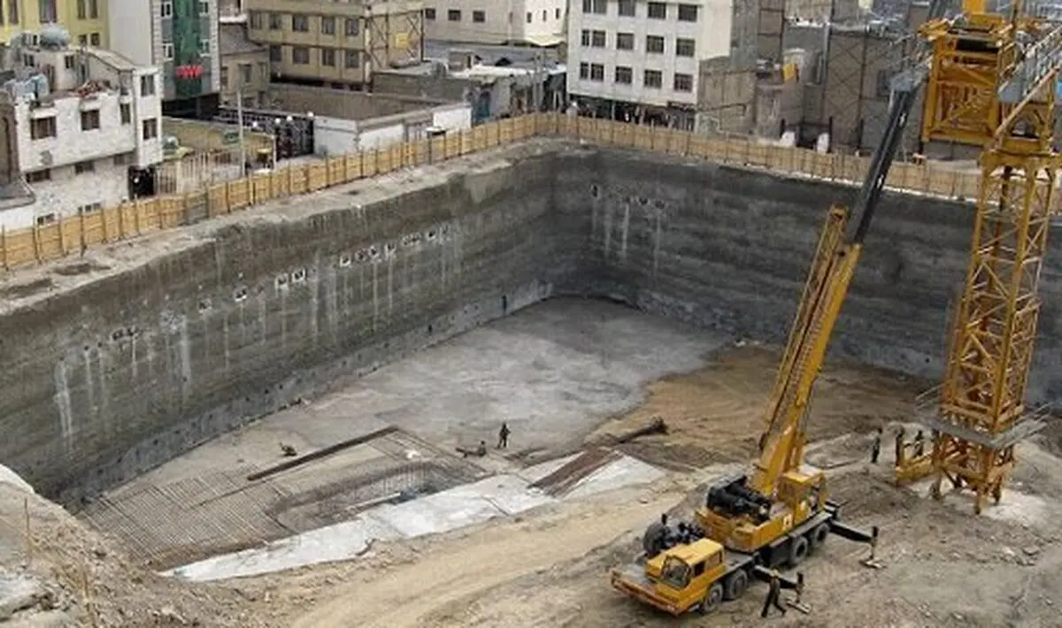 هشدار رسمی شهرداری تهران درباره گودهای رهاشده و تاورکرین‌ها