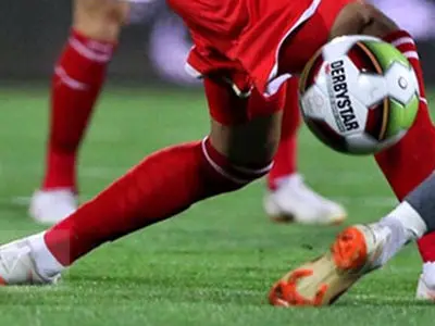 شکایت اسپانسر استقلال و پرسپولیس از فتاحی