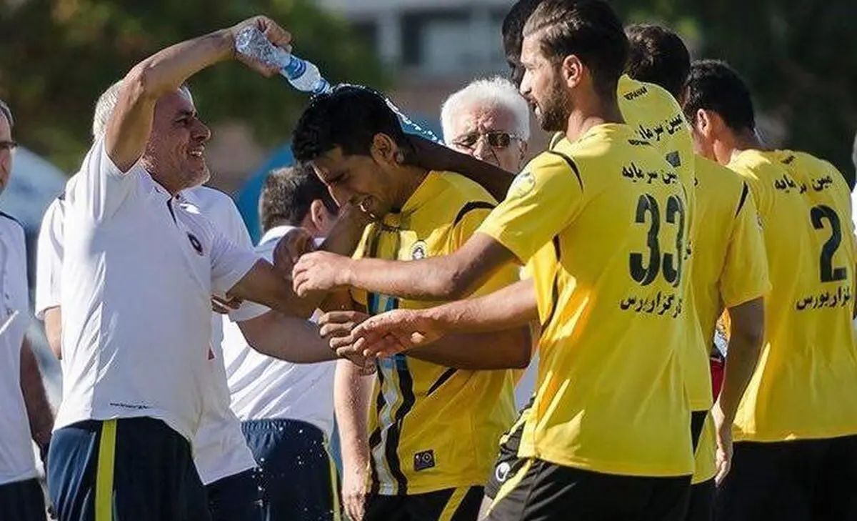 مدافع سپاهان از این تیم جدا شد