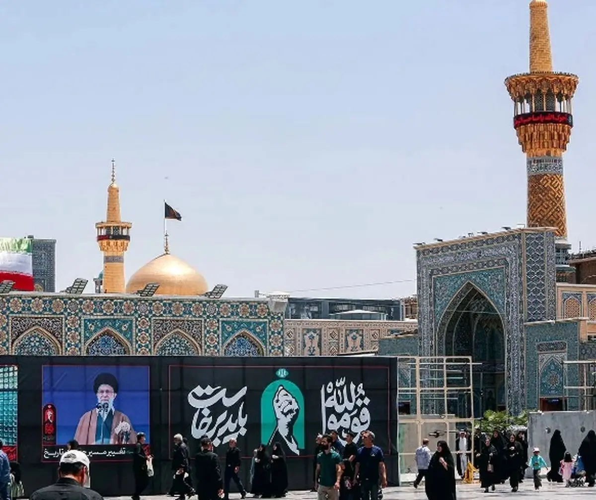 جریان زیارت و تردد زائران در صحن‌های پیرامونی حرم مطهر به‌صورت مستمر برقرار خواهد بود
