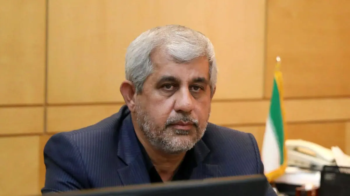 برخی روسای ستادهای رئیس‌جمهور در امور شهرستان‌ها دخالت می‌کنند