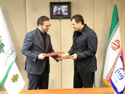 بانک کشاورزی و بیمه آسیا تفاهم‌نامه همکاری امضا کردند