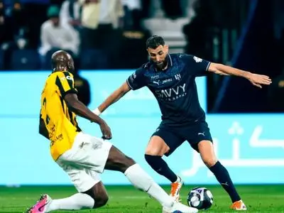 الهلال صدر را از دست داد