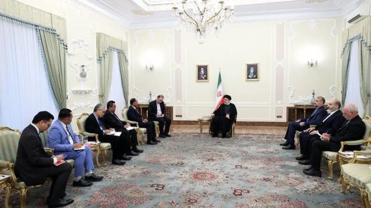 President Raisi calls for broadening of Iran-Malaysia ties

