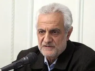 امنیت به دنبال رفاه مستمر می‌آید؛ نمی‌توان جامعه را با صدقه اداره کرد/ برای گفت‌وگو با مردم، ابتدا باید حداقل‌های زندگی آنها را تامین کنیم/ اقتصاد رفاقتی باید پایان یابد