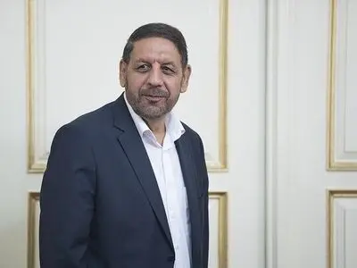 مشاهده طولانی بودن صف‌ها در برخی صندوق‌ها نوید بخش اتفاق بزرگی است