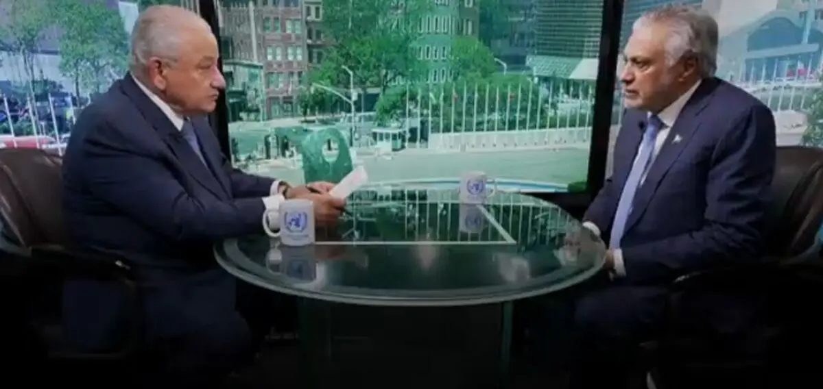 وزير الخارجية الباكستاني يعلن استضافة الرئيس الإيراني قريباً