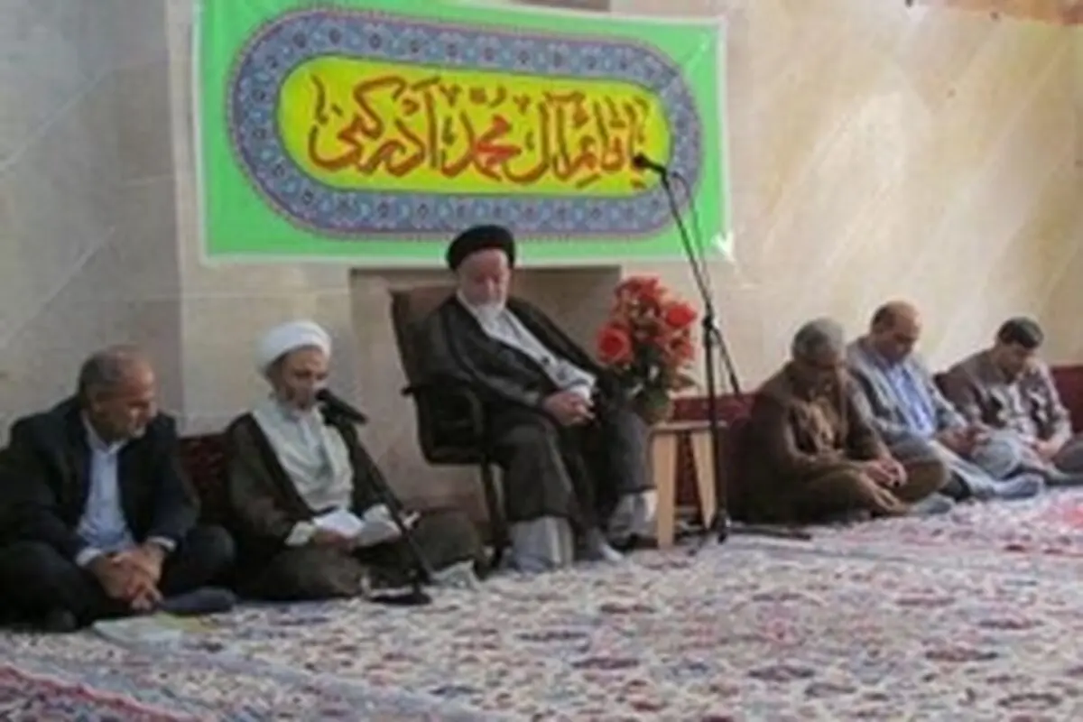 برداشتن یک قدم برای رفع نیاز و حاجت مردم مثل سال های متمادی عبادت است