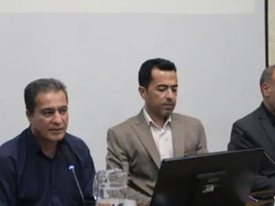 تجاری‌سازی فناوری، مسیر تحول کشاورزی فارس است/ تجلیل از استاد ممتاز مرکز تحقیقات کشاورزی فارس