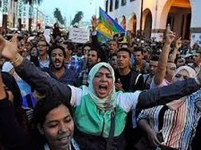 دو شب اعتراض به مرگ دستفروش مراکشی