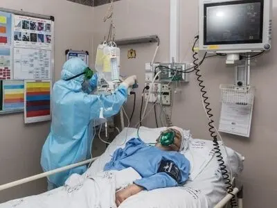 هشدار نسبت به افزایش احتمالی آمار مبتلایان کرونا در پی افزایش ترددها/ فرسودگی مزمن کادر درمان به شدت نگران‌کننده است
