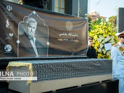 عنایت بخشی به خانه ابدی بدرقه شد/ هنرمندی که ساده‌زیست بود