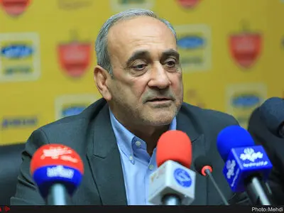 واکنش مدیرعامل پرسپولیس به اهدای جام سوپرکاپ و شکست استقلال