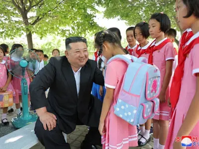 DPRK Leader Shares Moments with Children
