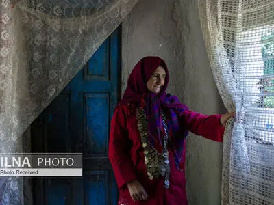 نتوانستیم به زنان ایلام ادای دین کنیم/ مجبور شدیم همایش را در تهران برگزار کنیم