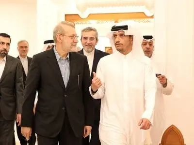 دیدار لاریجانی با وزیر خارجه‌ قطر