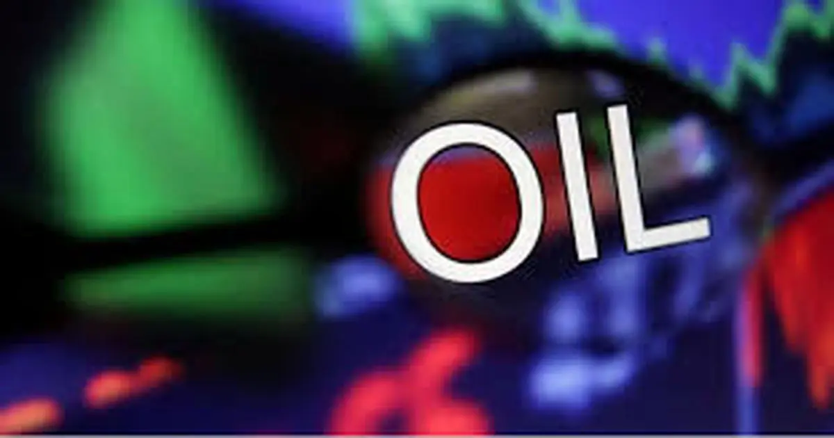 توقف فروش نفت ایران به چین معنا ندارد/ روزهای ارزان‌فروشی تمام شد؟
