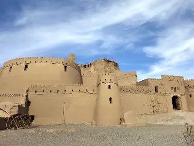اولویت میراث‌فرهنگی کرمان، سامان‌دهی و احیا ابنیه تاریخی برای رونق گردشگری است