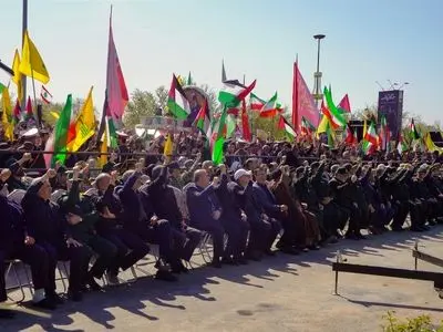 پیکر سردار سرلشکر شهید زاهدی در اصفهان تشییع شد